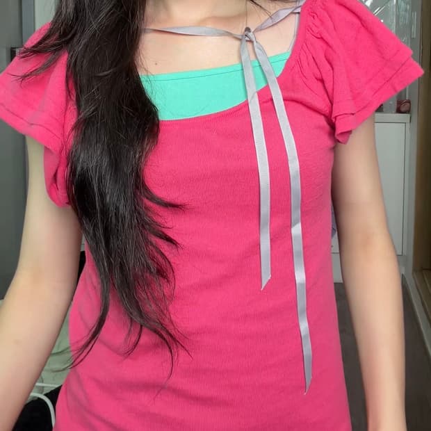 Ribbon ruffle knit top