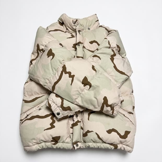 thisisneverthat down parka (desert camo)