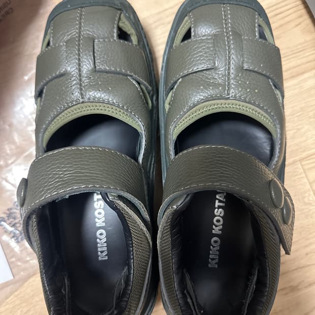 키코 톤킨샌들