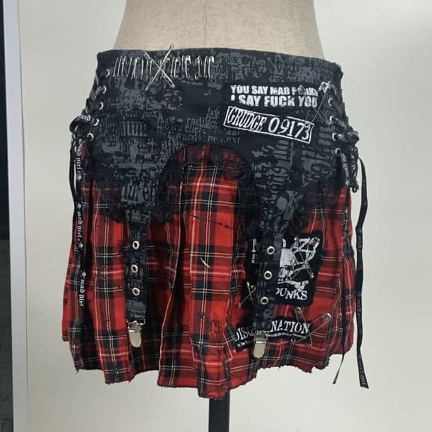 매드펑크 가터벨트 스커트