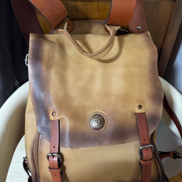 남자말가죽수공예백팩