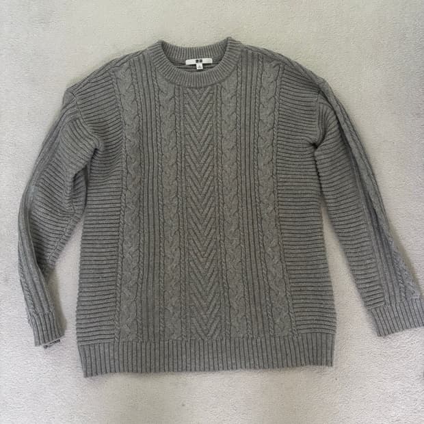 유니클로 케이블 니트