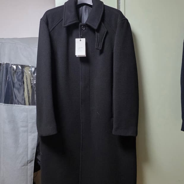 (새상품) 유스 23fw 맥코트 블랙 M
