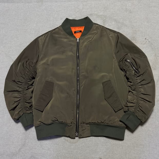 PEACE 카키 항공 자켓