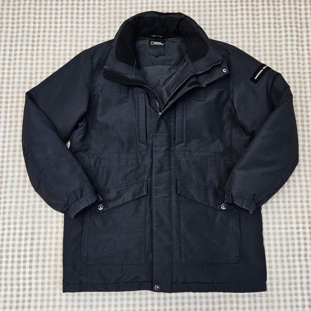 내셔널지오그래픽 오리털 겨울 패딩 남자100