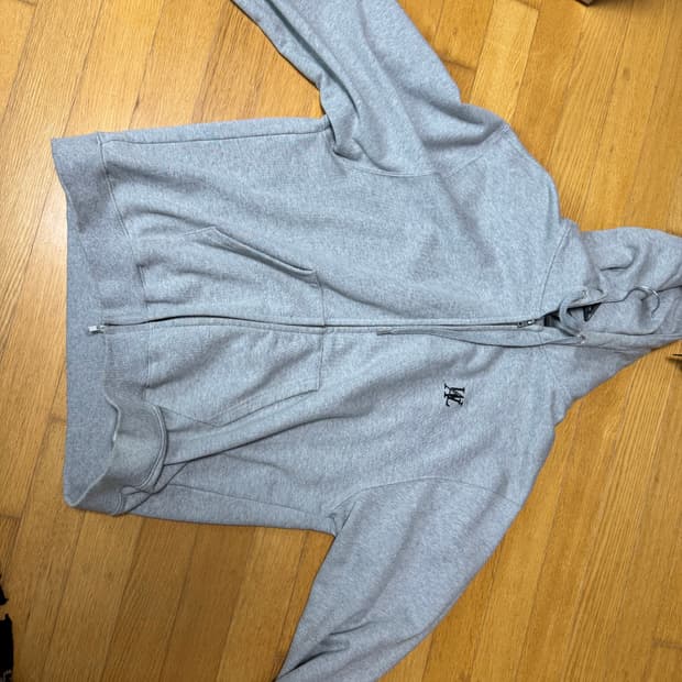 우알롱 후드집업