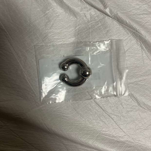 장폴고티에 이어커프