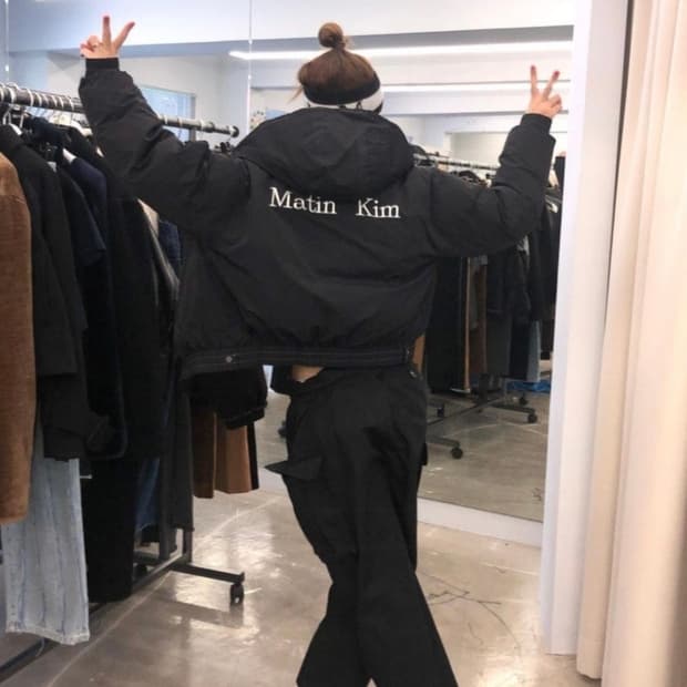 마뗑킴 크롭 후드 다운 재킷 (블랙)