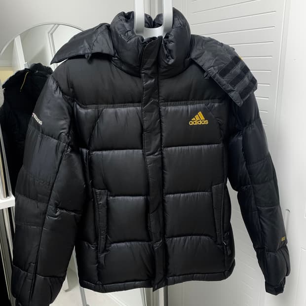 아디다스 수퍼트레킹 벌키다운패딩 90💌