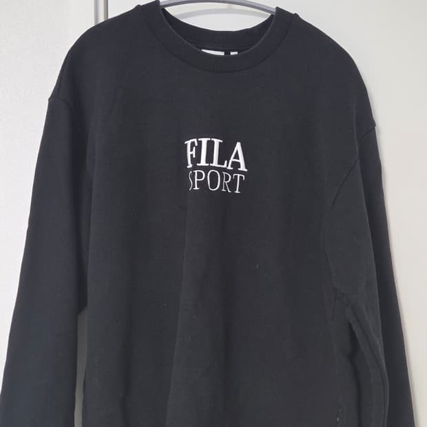 FILA 맨투맨 판매합니다