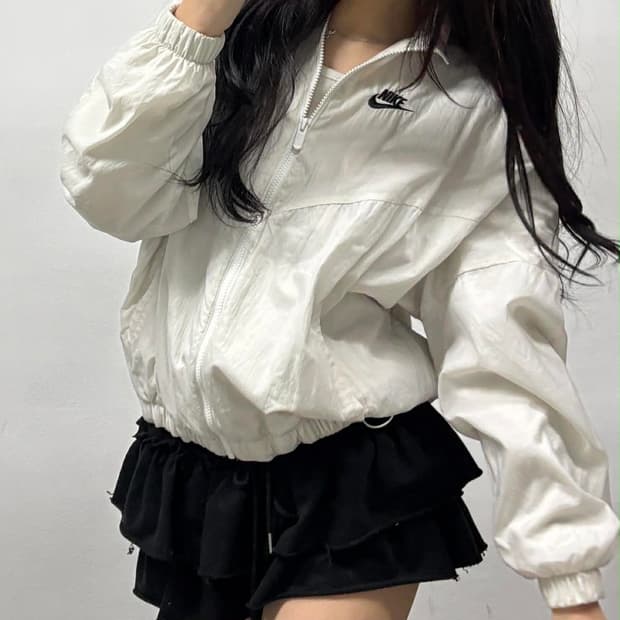 나이키 NSW 화이트 윈드브레이커 자켓 바람막이(S)