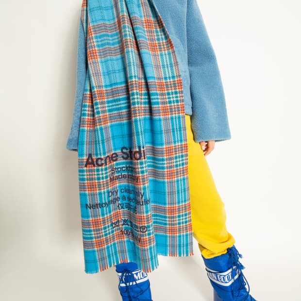 아크네 스튜디오 체크 목도리