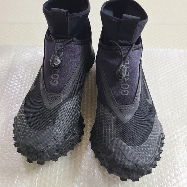 나이키 acg 고어텍스 마운틴플라이 230사이즈 판매