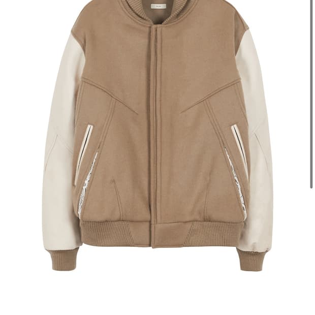 Xlim 바시티 베이지, 네이비 m, l 구매합니다