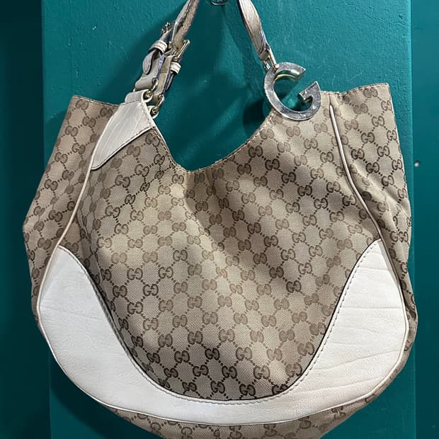 구찌 GG로고 숄더백