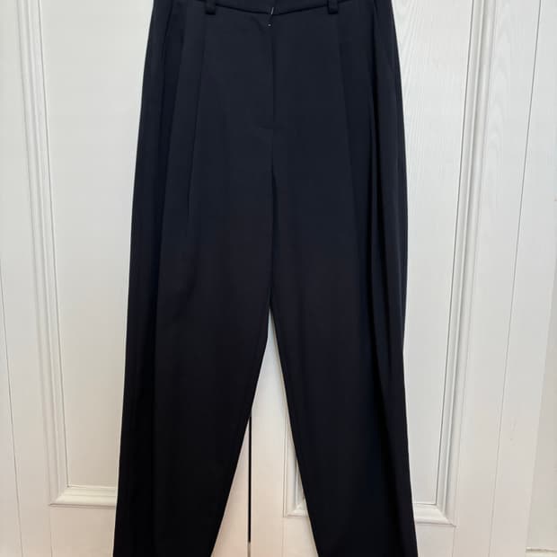 시엔느 sienne 핀턱 슬랙스 네이비 S