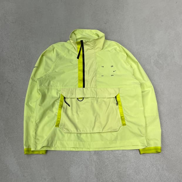 나이키 NSW 테크팩 아노락 s09857