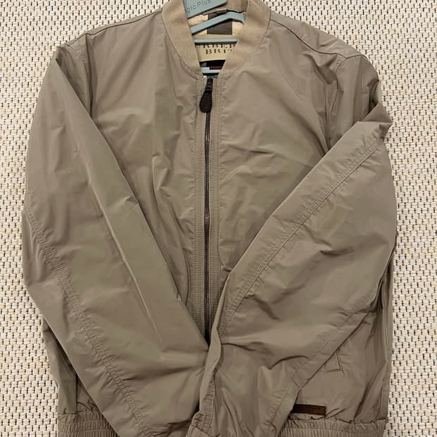 버버리 남자 블루종 자켓