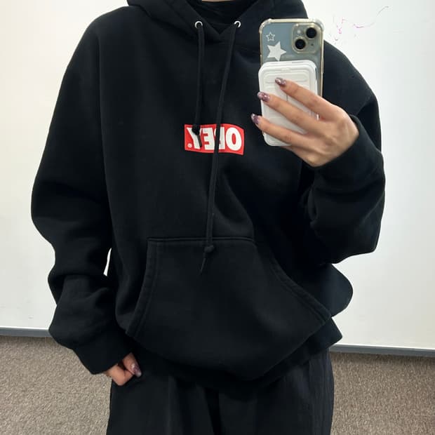OBEY 오베이 레드로고 블랙 후드티 