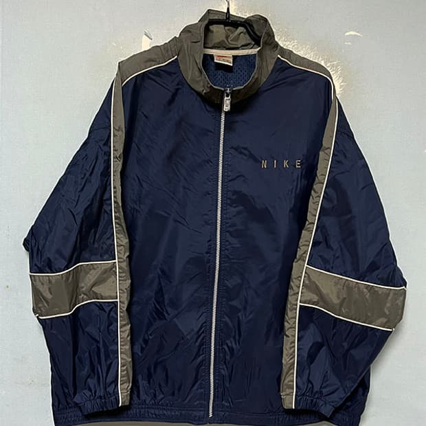 NIKE 나이키 남자 바람막이점퍼 춘추 올드수쿨룩 XL 105