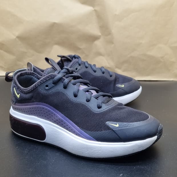 나이키 에어맥스 디아 오일그레이 운동화235