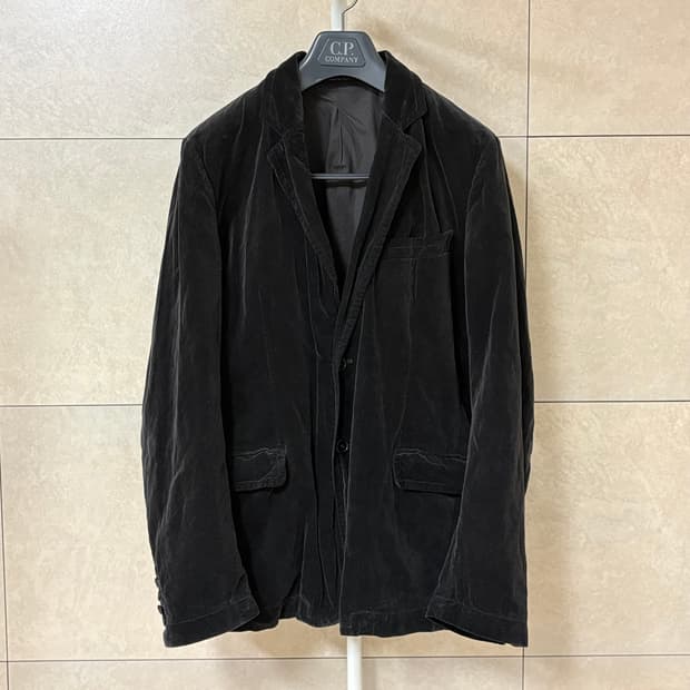 CP컴퍼니 벨벳 블레이저