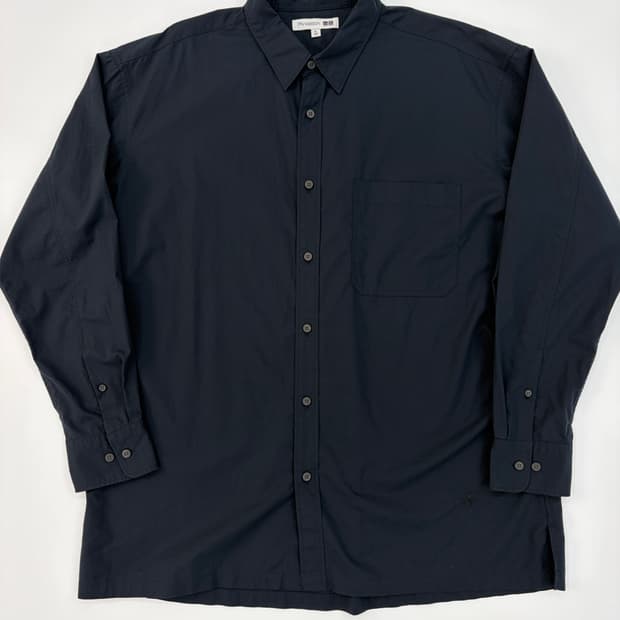 유니클로 x JW앤더슨 네이비 미니멀 셔츠