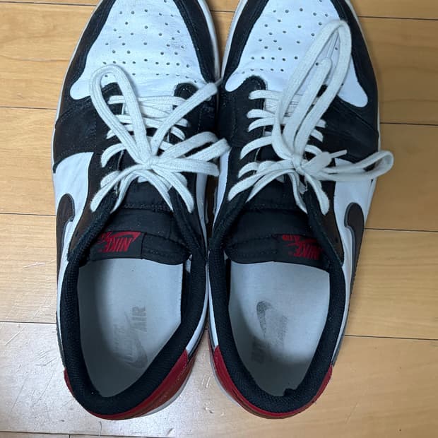 조던 1 로우 블랙토 팝니다