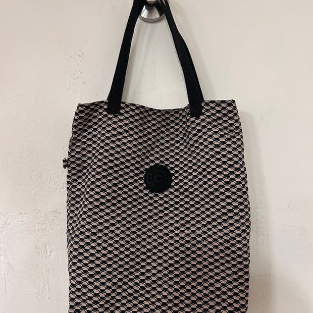 키플링 블랙 패턴 토트백