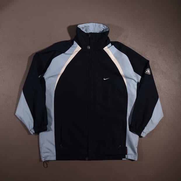 00S 나이키ACG 바람막이