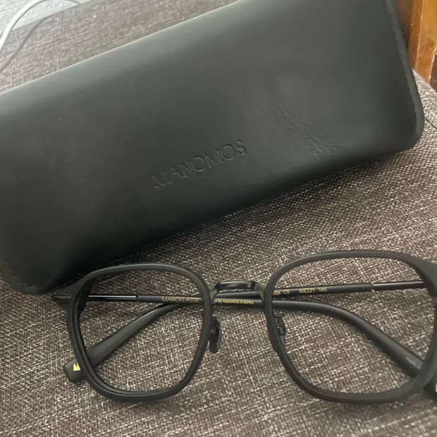 마노모스 anna c2 블랙 안경테