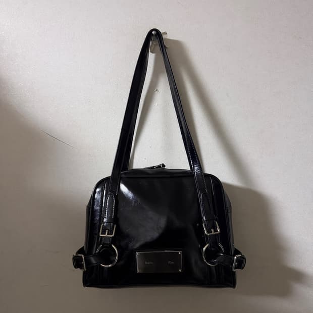 마뗑킴 바이커 디테일 스퀘어 숄더백 블랙