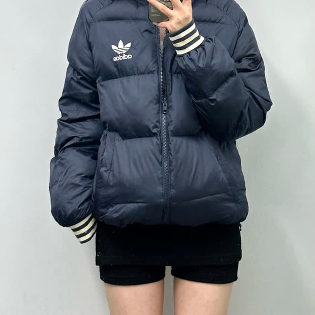 아디다스 버건디 네이비 리버시블 패딩