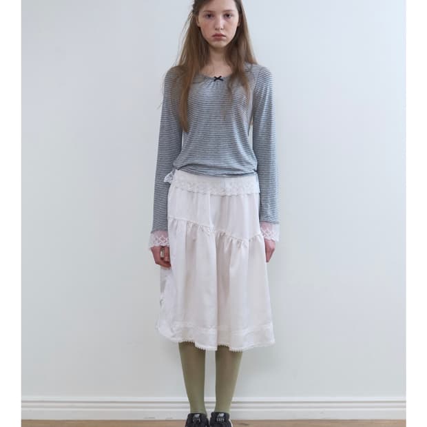 nocontent 335. Silky Midi SK _ Ivory