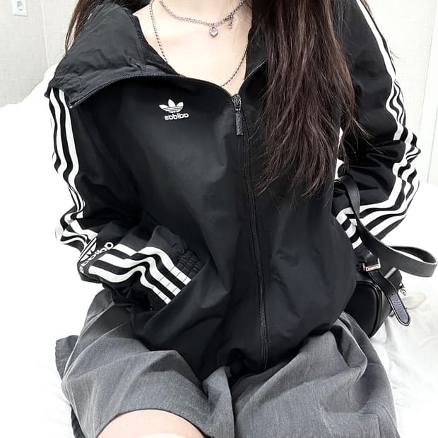 아디다스 블랙 삼선 나일론자켓