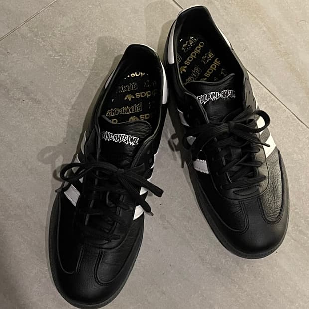 아디다스 x 퍼킹 어썸 삼바 코어 블랙 270