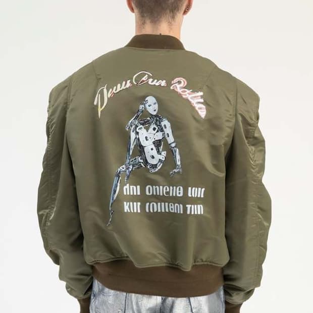 [M]더블렛 24SS 로봇 숄더 카키 봄버 MA-1 자켓