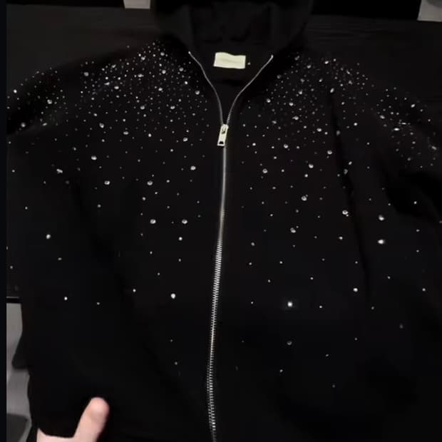 VYBES 라인스톤 갤럭시 후드집업 L