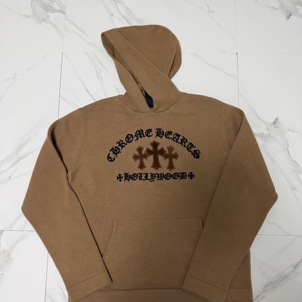 새상품 신형 크롬하츠 스웨이드패치 세메터리 캐시미어 후드티 M