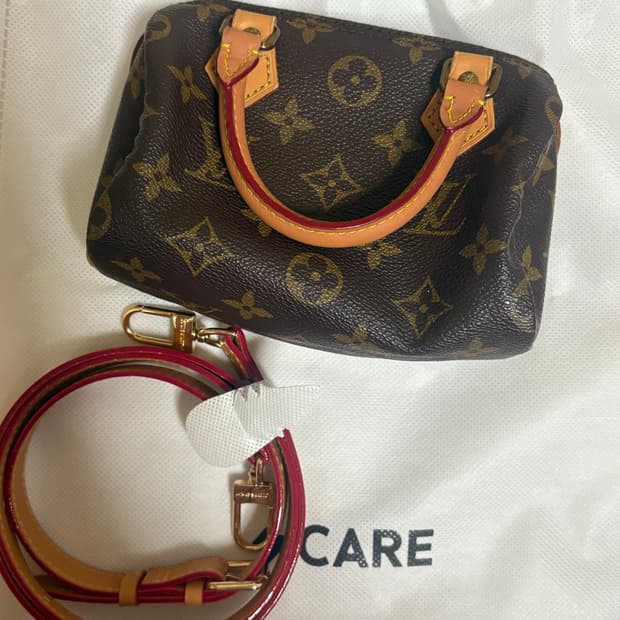 루이비통 나노 스피디백 판매합니다