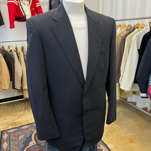브룩스 브라더스 스트라이프 테일러드 자켓 블랙