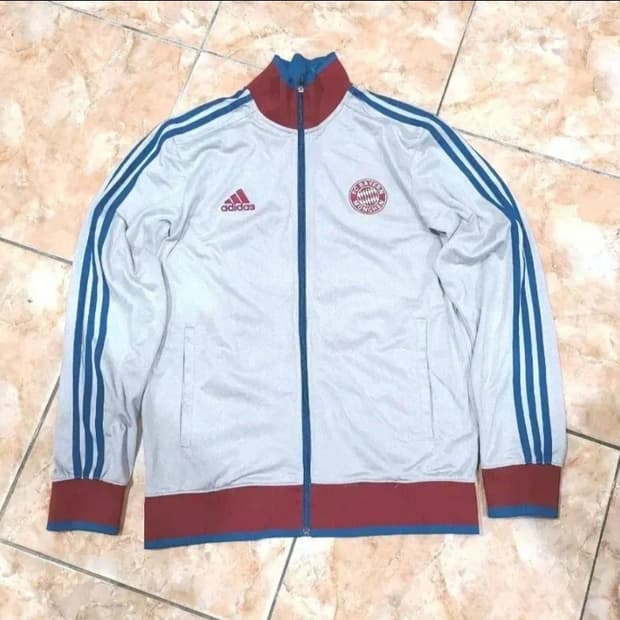 아디다스 바이에른 뮌헨 트랙탑