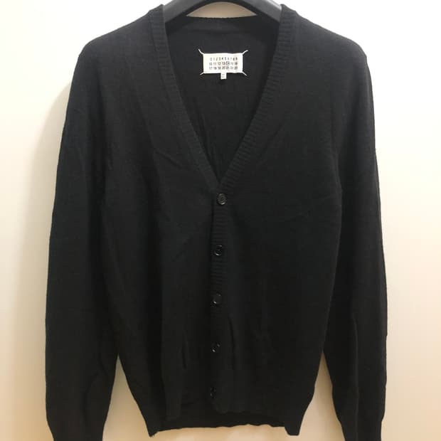 [M] 마르지엘라 엘보우 패치 가디건 블랙