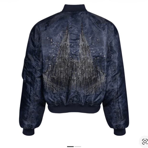 (새상품)25fw 언더마이카 할로윈 봄버