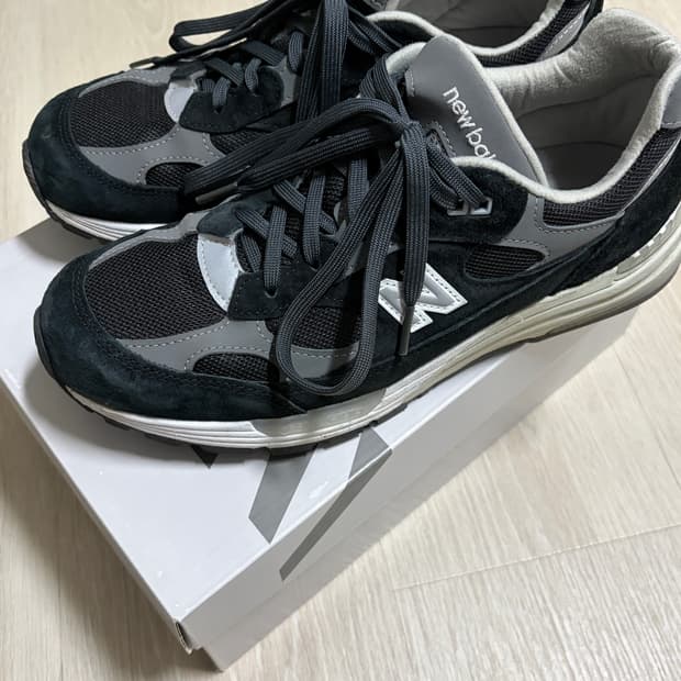 뉴발란스 992 블랙 그레이