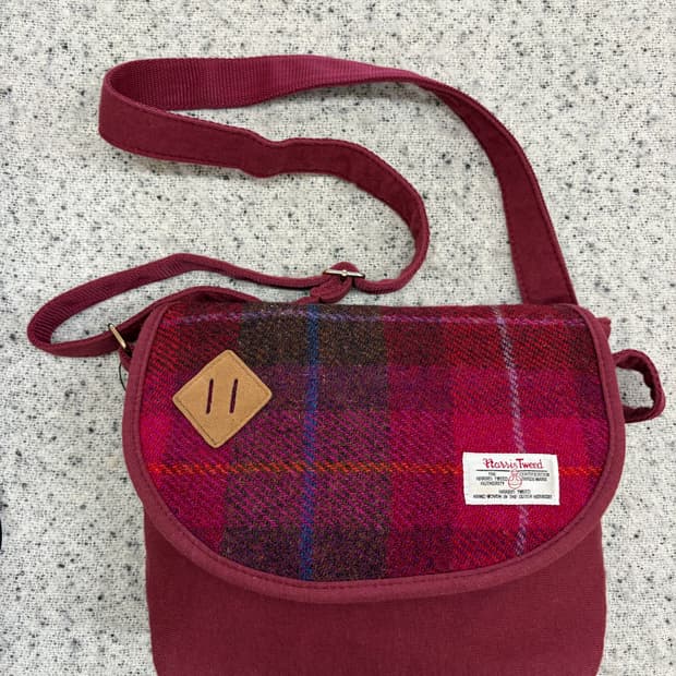 N250. 해리스트위드 가방