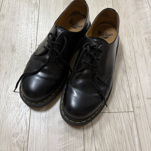 닥터마틴 1461 3홀 스무스 280
