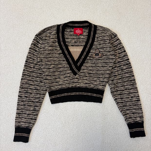 비비안웨스트우드 레드라벨 브이넥 레이어드 니트