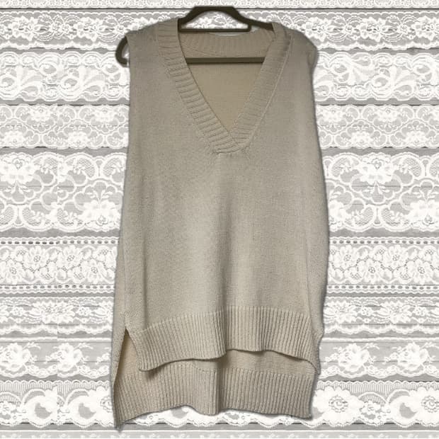 아이보리 V넥 니트 조끼 베스트 모리걸 라떼갸루 레이어드 y2k 겨울 롱