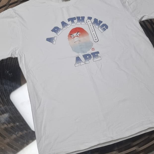 BAPE 다루마 프린팅 반팔